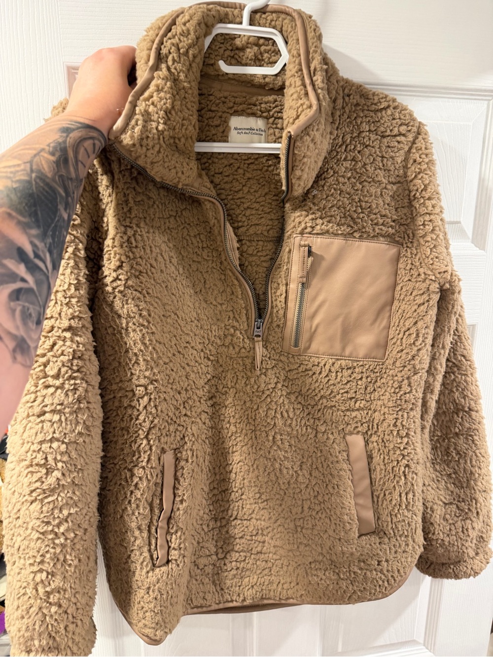 Abercrombie & Fitch Tan Sherpa Half-Zip Pullover Jacket